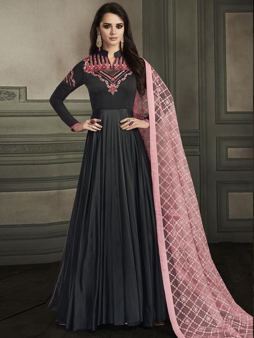 embroidered stitched flared suit set - 15855766 - Very Small Image - 1