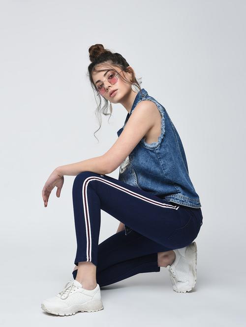 knee slash skinny jeans - 15859329 - Very Small Image - 1