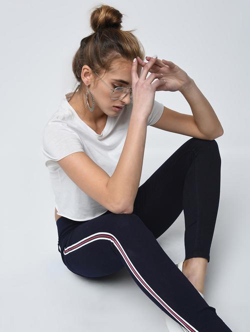 button-detail side taping jeans - 15859350 - Very Small Image - 1
