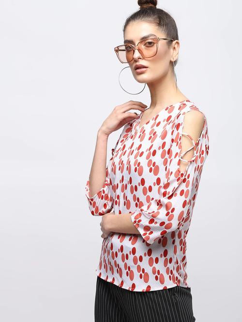 criss cross detail cold shoulder top - 15897820 - Very Small Image - 1