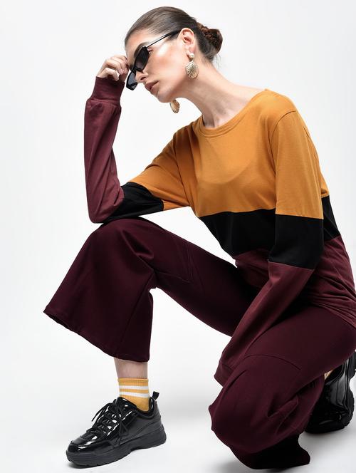 color block crew neck sweatshirt - 15907437 - Very Small Image - 1
