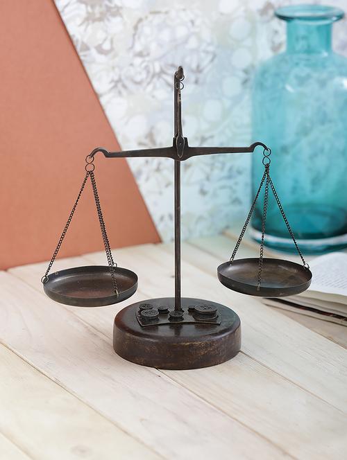 antique brass table weighing scale, showpiece best for measurement perfect - 15934983 - Very Small Image - 1