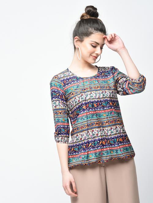 pleated round neck top - 15936497 - Very Small Image - 1