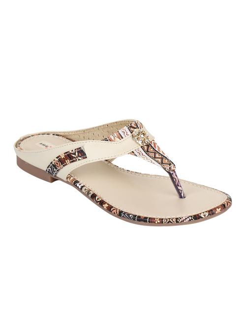 beige toe separator sandals - 15936576 - Very Small Image - 1
