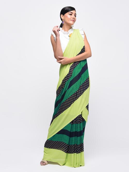 geometric printed saree with blouse - 15942030 - Very Small Image - 1