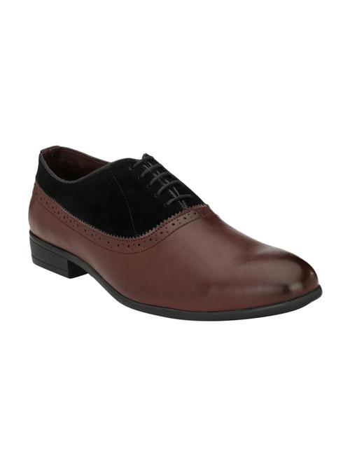 brown leatherette lace-up oxfords - 15956437 - Very Small Image - 1