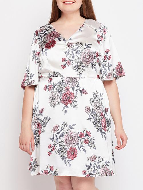 floral a-line plus dress - 15956783 - Very Small Image - 1