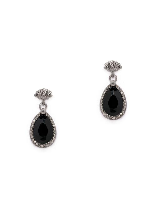 silver metal drop earring - 15966557 - Very Small Image - 1