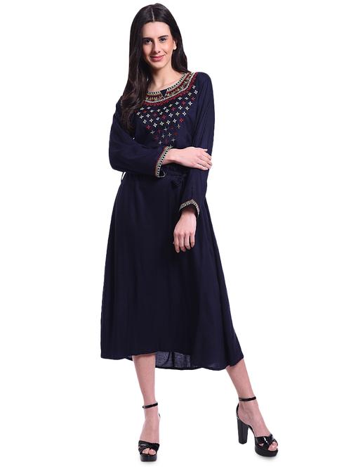 tie up waist embroidered a-line dress - 15977448 - Very Small Image - 1