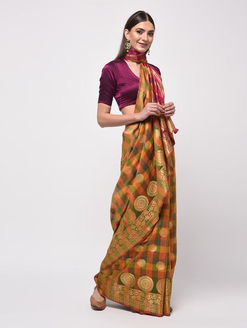 zari motifs checkered woven saree with blouse - 15987546 - Very Small Image - 1