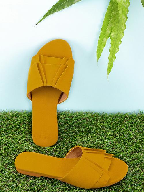 yellow slip on sandals - 16003922 - Very Small Image - 1