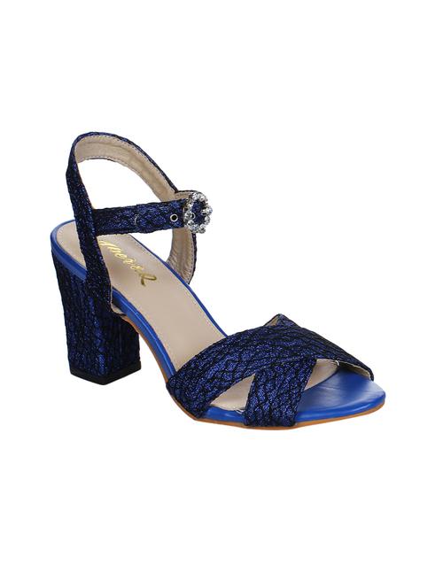blue back strap sandals - 16007352 - Very Small Image - 1