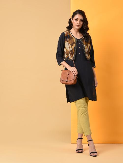 solid kurta pant with ikat print shrug set - 16009403 - Very Small Image - 1