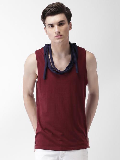 maroon solid t-shirt - 16013657 - Very Small Image - 1