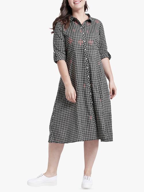 embroidered checkered a-line plus dress - 16017224 - Very Small Image - 1