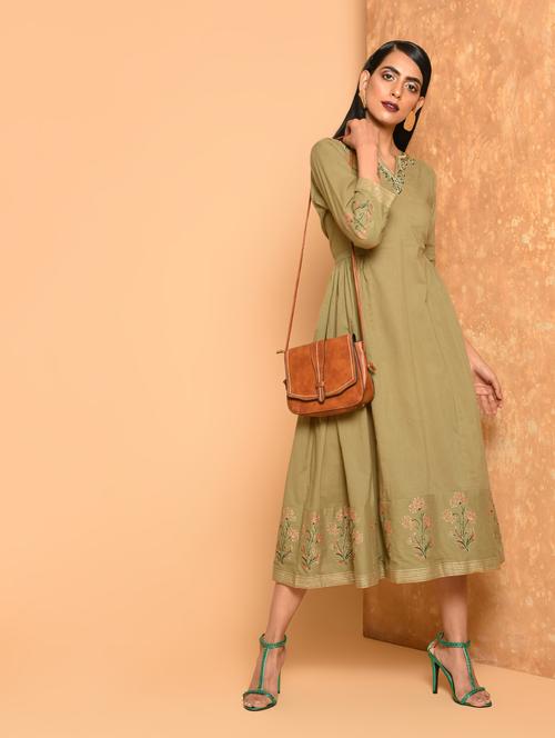 embroidered flared dress - 16017717 - Very Small Image - 1