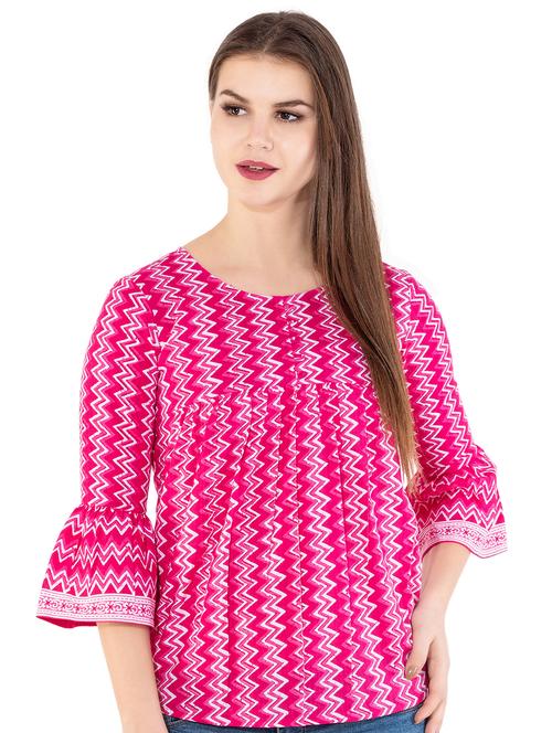chevron bell sleeved top - 16019345 - Very Small Image - 1