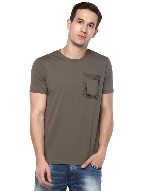 green pocket t-shirt - 16055658 - Very Small Image - 1