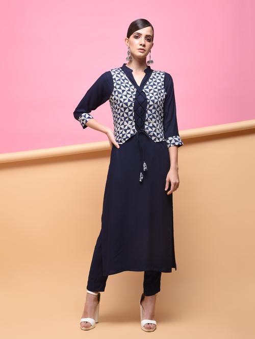 solid kurta with geometrical jacket - 16057357 - Very Small Image - 1
