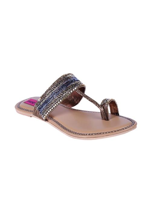 multi colored one toe sandals - 16091081 - Very Small Image - 1