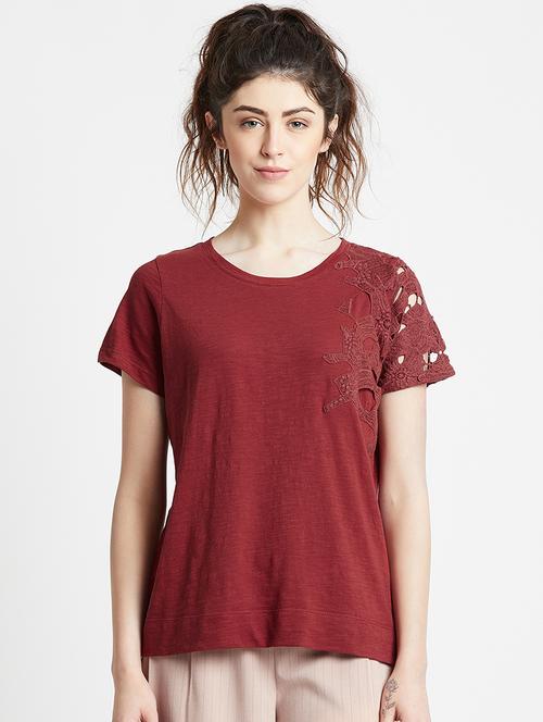 lace panel round neck tee - 16106703 - Very Small Image - 1