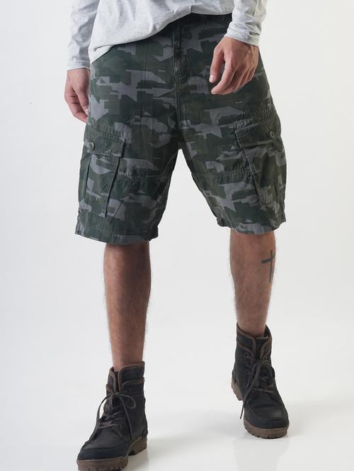multicolor geometric printed shorts - 16108798 - Very Small Image - 1