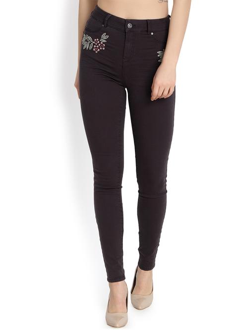 high rise embroidered jeans - 16168786 - Very Small Image - 1