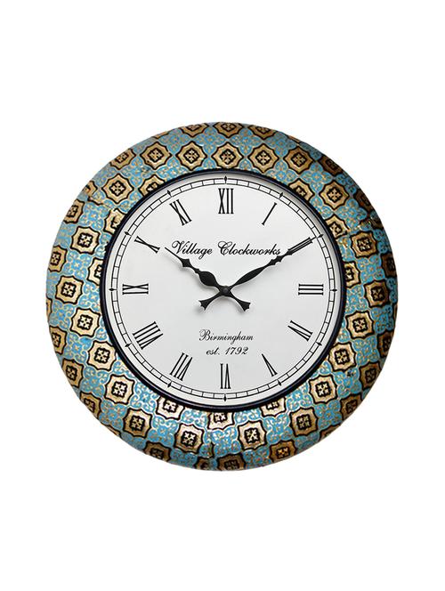 metal analog wall clock - 16169140 - Very Small Image - 1