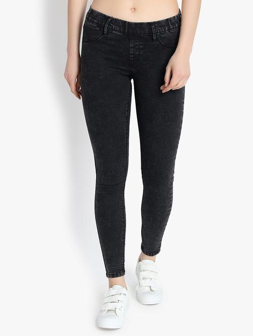 pocket detail ankle length jegging - 16171963 - Very Small Image - 1