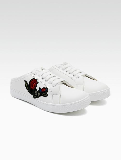 white lace-up casual shoes - 16172679 - Very Small Image - 1