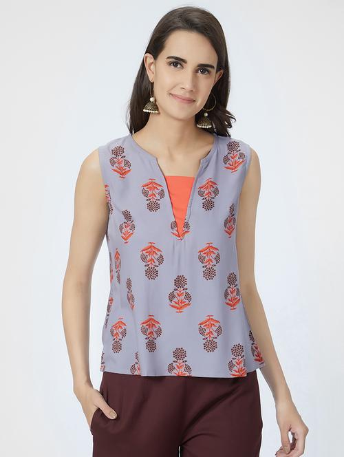 notch neck floral top - 16209652 - Very Small Image - 1