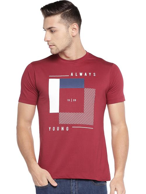 red chest print t-shirt - 16215431 - Very Small Image - 1