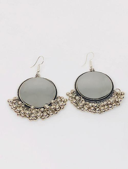 silver metal hoop earring - 16234097 - Very Small Image - 1