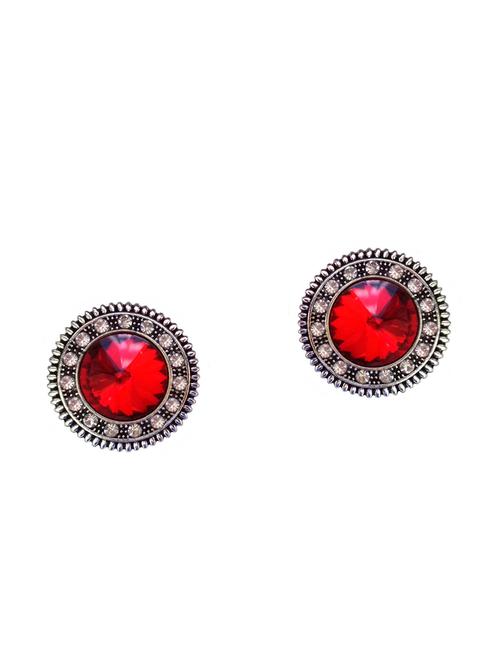 red metal studs earring - 16249698 - Very Small Image - 1
