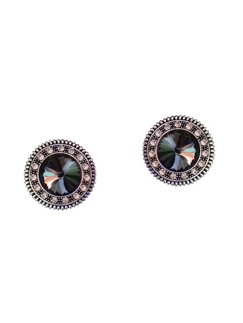 black metal studs earring - 16249701 - Very Small Image - 1