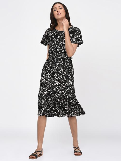 ruffled hem a-line dress - 16265306 - Very Small Image - 1