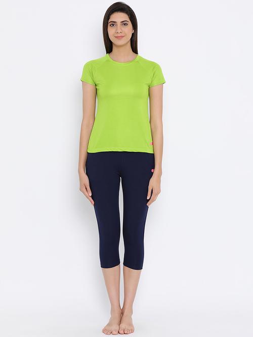 crew neck tee and capri set - 16293382 - Very Small Image - 1