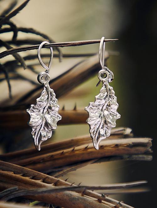 silver metal drop earring - 16294330 - Very Small Image - 1