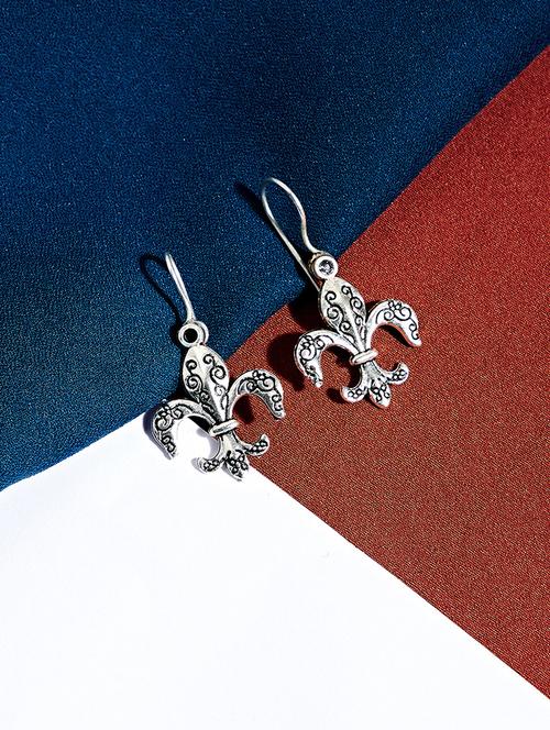 silver metal drop earring - 16294373 - Very Small Image - 1