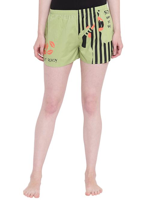pocket patch quirky print shorts - 16302349 - Very Small Image - 1