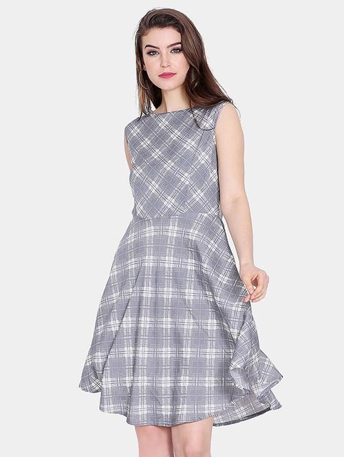 round neck plaid a line dress - 16309264 - Very Small Image - 1