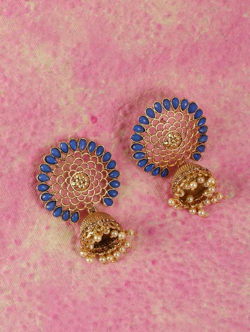 gold brass earring - 16310567 - Very Small Image - 1