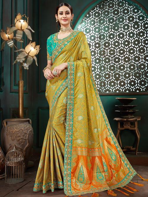 floral zari motif banarasi saree with blouse - 16319321 - Very Small Image - 1