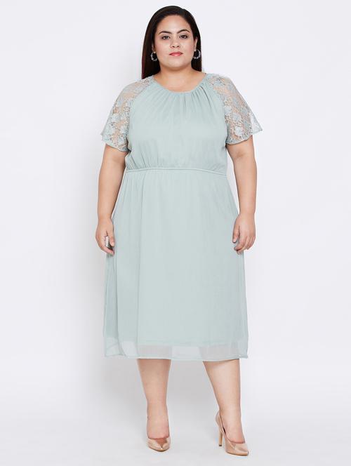lace sleeved plus dress - 16348909 - Very Small Image - 1
