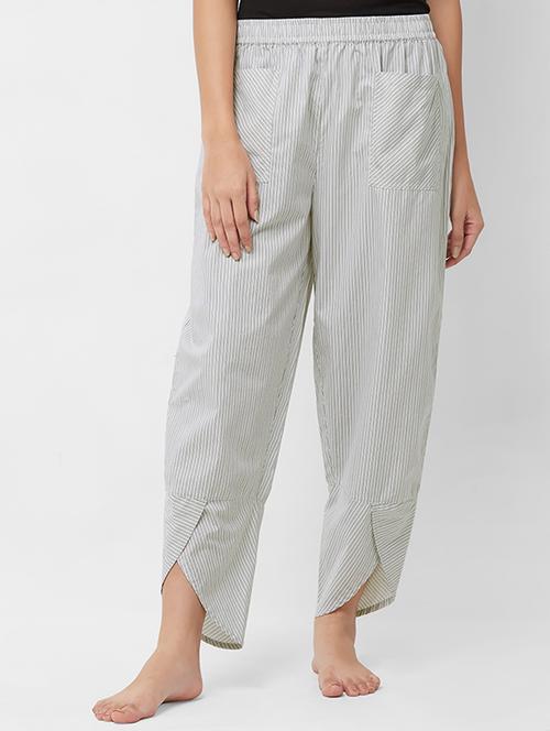 pocket patch striped pajama - 16386176 - Very Small Image - 1