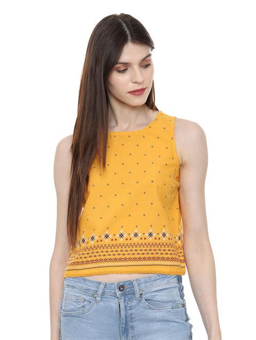 key hole back round neck top - 16403564 - Very Small Image - 1
