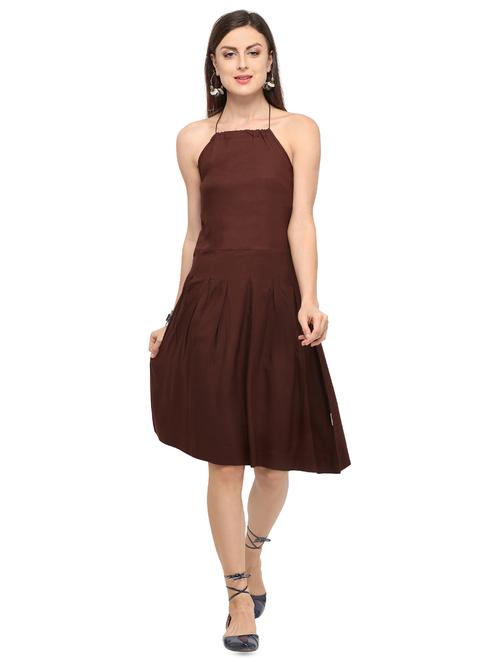 halter neck pleated a-line dress - 16410602 - Very Small Image - 1