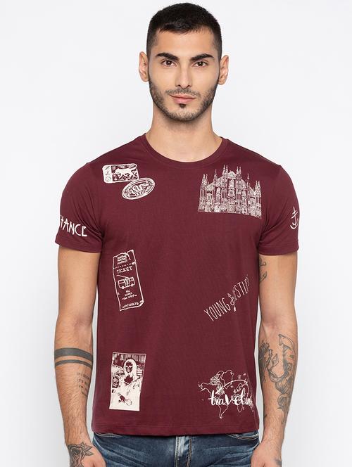 maroon front print t-shirt - 16423954 - Very Small Image - 1