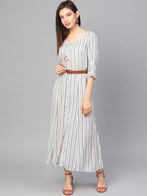 round neck striped belted dress - 16450627 - Very Small Image - 1