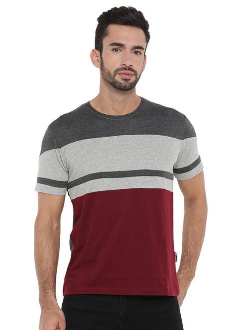 maroon color block t-shirt - 16492332 - Very Small Image - 1